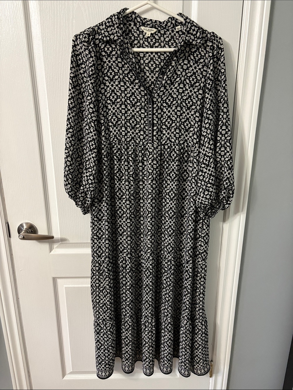 Max Studio Black & White Floral Maxi Dress
